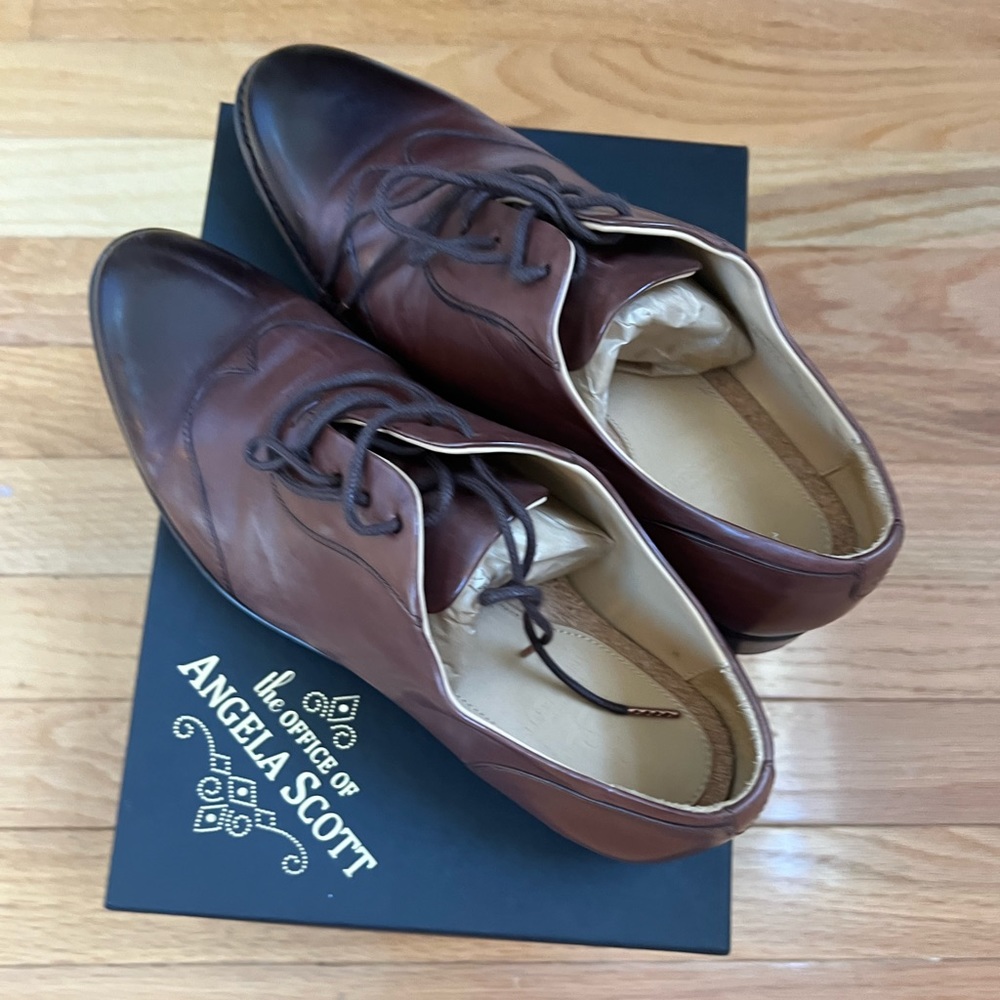 Angela Scott Evan’s 39.5 worn once